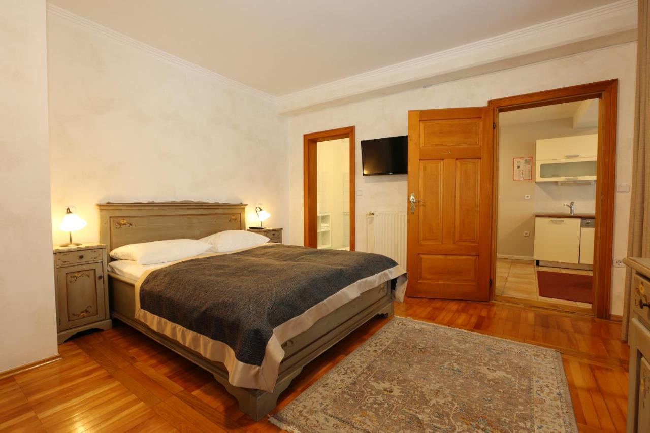 Vila Edelweiss Rooms&App Kranjska Gora Exterior photo